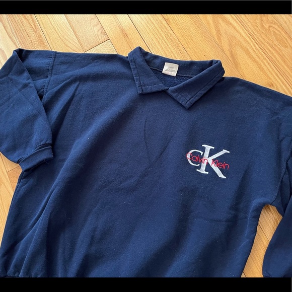 Vintage 90’s Calvin Klein Crewneck (XL) - Picture 2 of 3